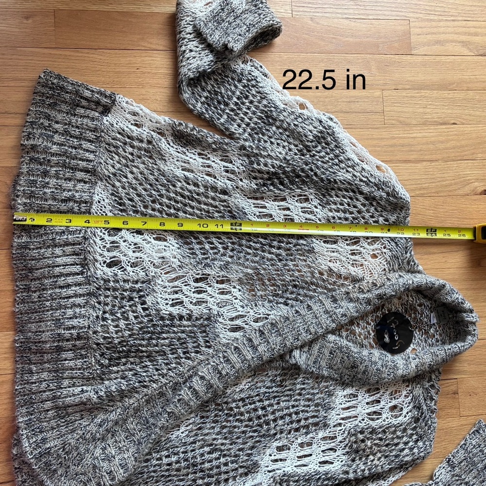 NWT Poof Dark Oatmeal/Ecru open crochet shrug / cardigan sweater, size MEDIUM - Picture 10 of 11